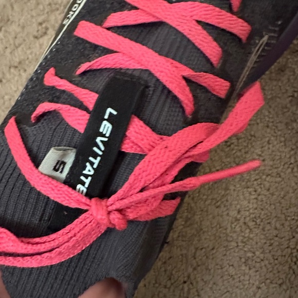 Brooks Women's Levitate StealthFit 5 - Picture 8 of 11